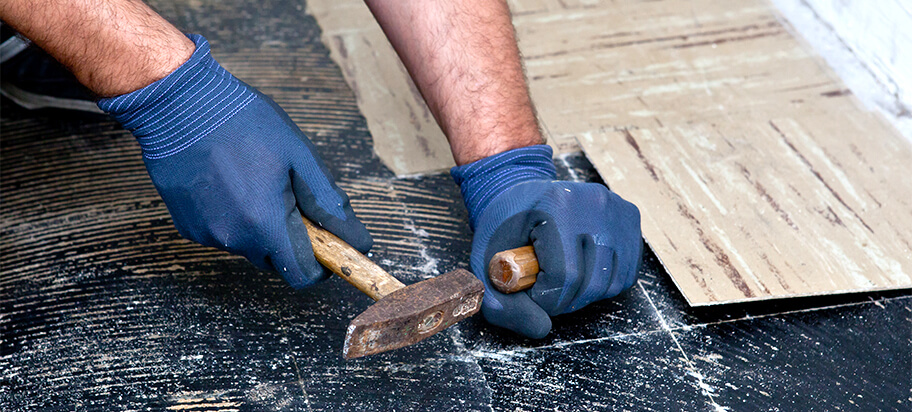 How to Remove a Tile Floor